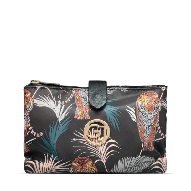 Gillian Jones Kostetikpung Tiger