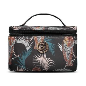 Gillian Jones beautyboks i sort med tigerprint, tropiske palmeblade, guldfarvet GJ-logo og praktisk b�rehank