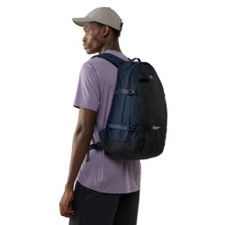 Hagl�fs Tight Large Rygs�k True Black/Tarn Blue