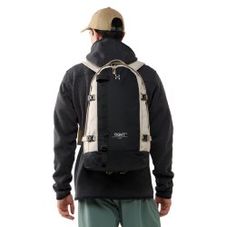 Hagl�fs Tight Large Rygs�k True Black/Chalk Beige