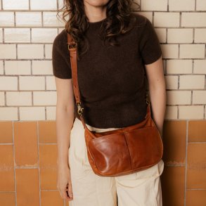 RE:DESIGNED Mivi Small Skuldertaske Walnut 