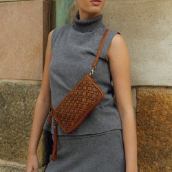 RE:DESIGNED Mika Small Skuldertaske Tan