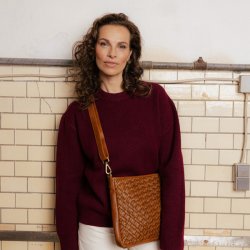 RE:DESIGNED Mika Medium Skuldertaske Tan