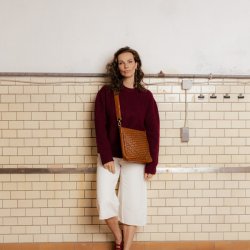 RE:DESIGNED Mika Medium Skuldertaske Tan