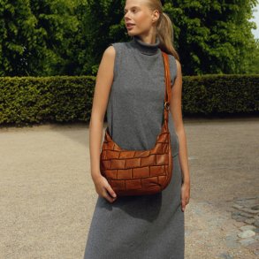 RE:DESIGNED Margo Small  Skuldertaske Tan