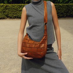 RE:DESIGNED Margo Small  Skuldertaske Tan