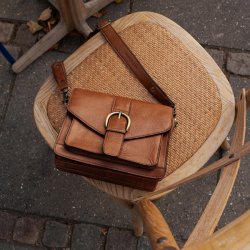 RE:DESIGNED Neko Skuldertaske Walnut