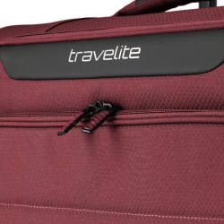 Travelite SKAII Trolley M bordeaux med Travelite logo og frontlynl�s