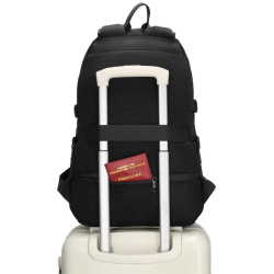 Beagles Asaka rygsk sort fastgjort p kuffert med rem