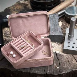 Gillian Jones Smykkeskrin i Rose Velour