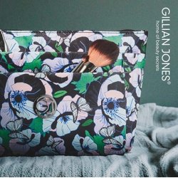 Gillian Jones Spa Hold All Toilettaske Butterfly 