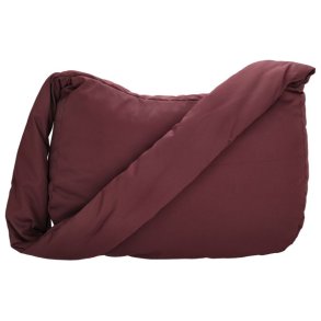 “Beagles Calvia skuldertaske i bordeaux 24489007 – bld puffy taske set forfra”