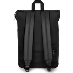 Eastpak Up Roll Tarp sort set bagfra med polstrede skulderstropper