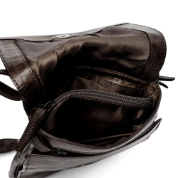 Pia Ries lille crossover i Brun