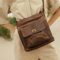 RE:DESIGNED Kay Skuldertaske Woodsmoke