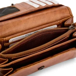 Pia Ries Sipo Damepung Cognac