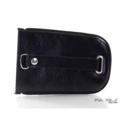 Lukket sort ngleklokke i gte skind fra Pia Ries