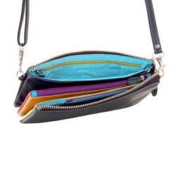 Pia Ries crossover tropical